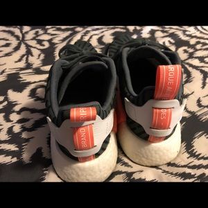 Adidas zapatos NMD R2 utilidad poshmark Verde Adidas zapatos NMD R2 utilidad poshmark Verde